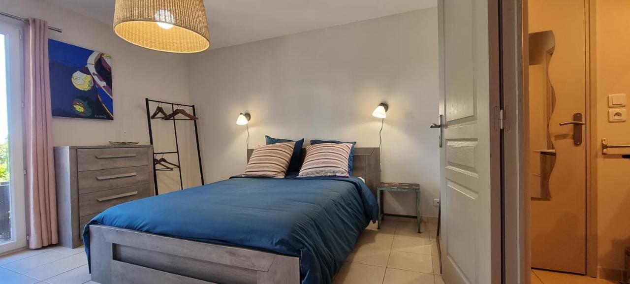 Le Clos Des Milans Rapale Exterior photo