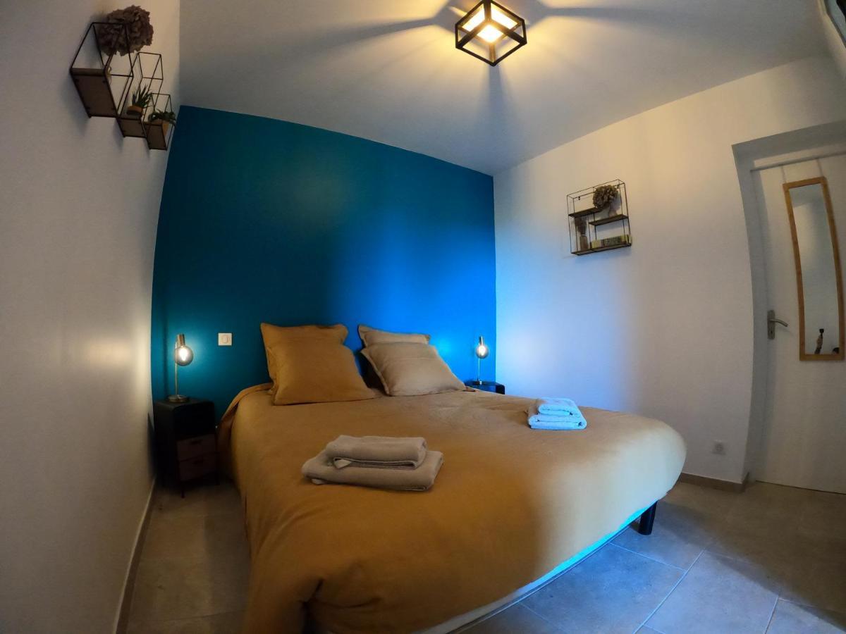 Le Clos Des Milans Rapale Exterior photo
